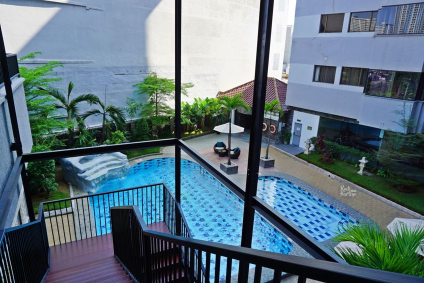 Review Staycation Hotel Radisson Medan