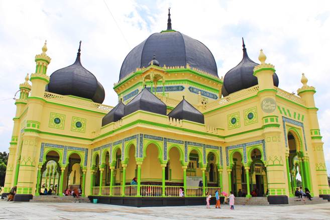 Kumpulan Gambar Masjid Terindah di Sumatera Utara