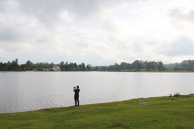Danau Aek Natonang Samosir